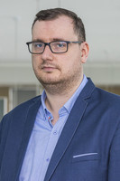 dr_n._med.__lic._fil._Damian_Świeczkowski__MBA.jpg