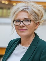 prof. Edyta Szurowska